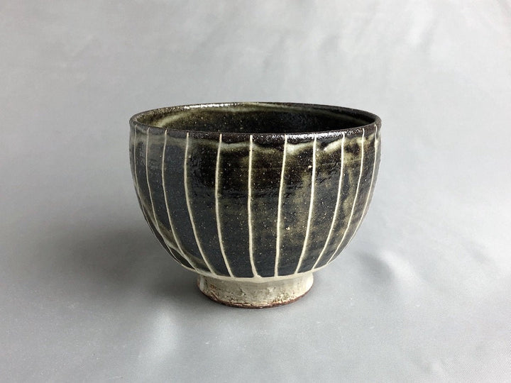 Slip Trailing Small Bowl - Crafted By Seisaku Kusaka/Mari