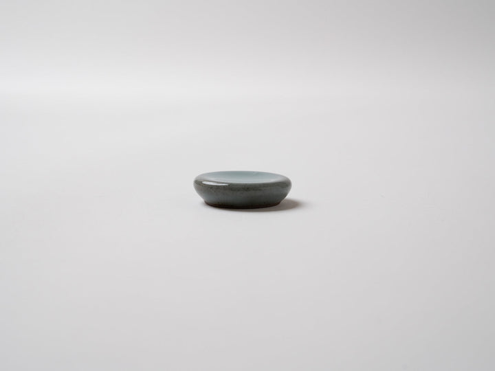 White Slip Blue Round Chopstick Rest - Crafted By Taku Kiyama