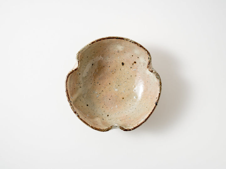 Ash Glazed Slip Three-Leaf Bowl - Crafted By Shinichi Kotsuji