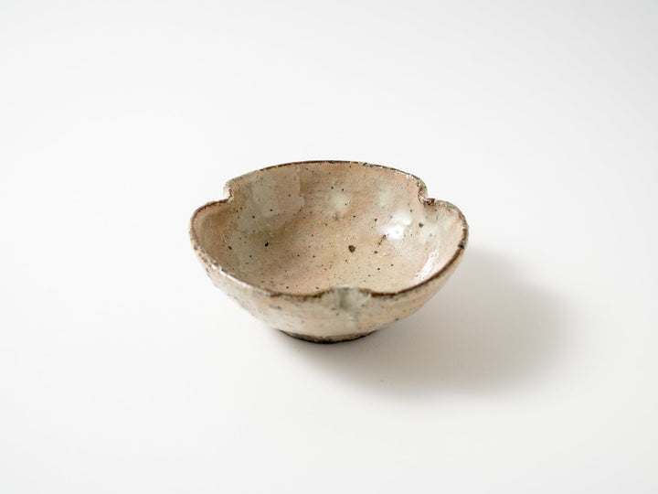 Ash Glazed Slip Three-Leaf Bowl - Crafted By Shinichi Kotsuji