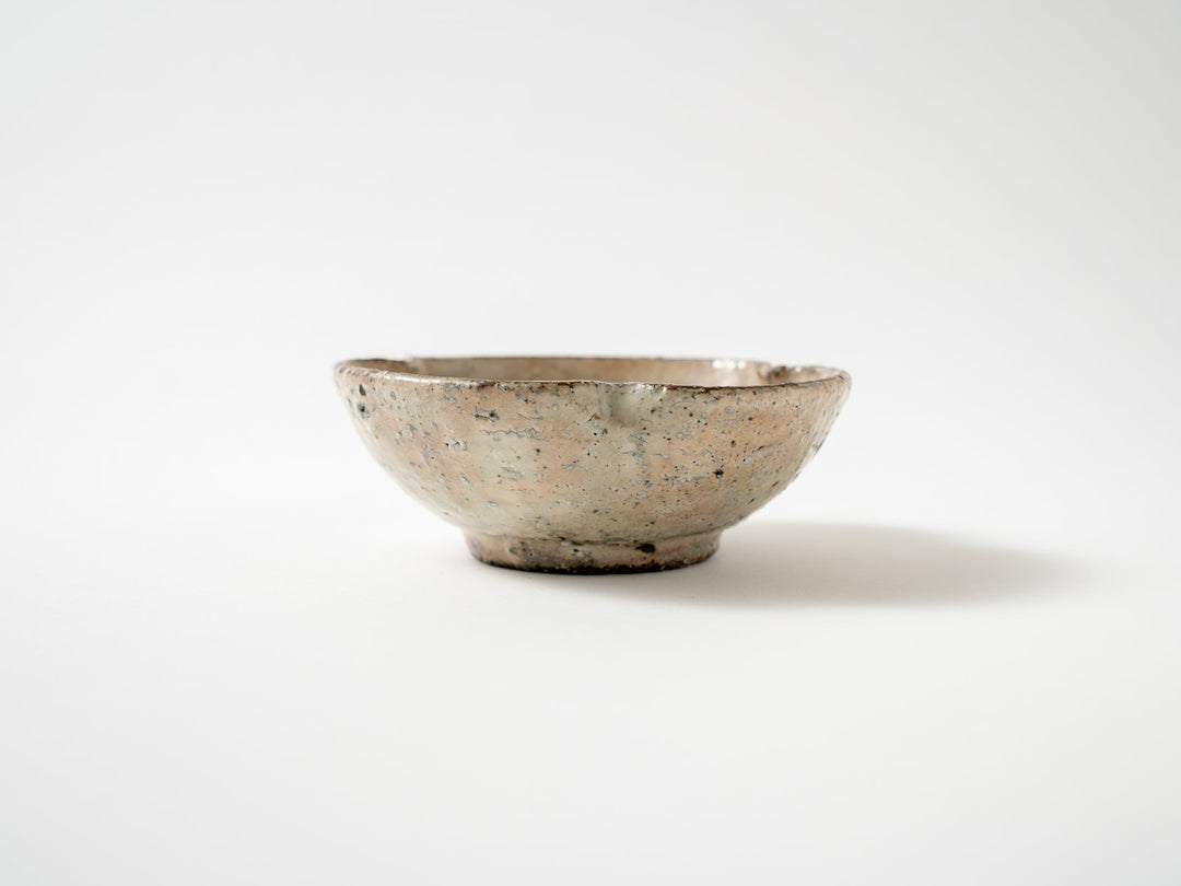 Ash Glazed Slip Three-Leaf Bowl - Crafted By Shinichi Kotsuji