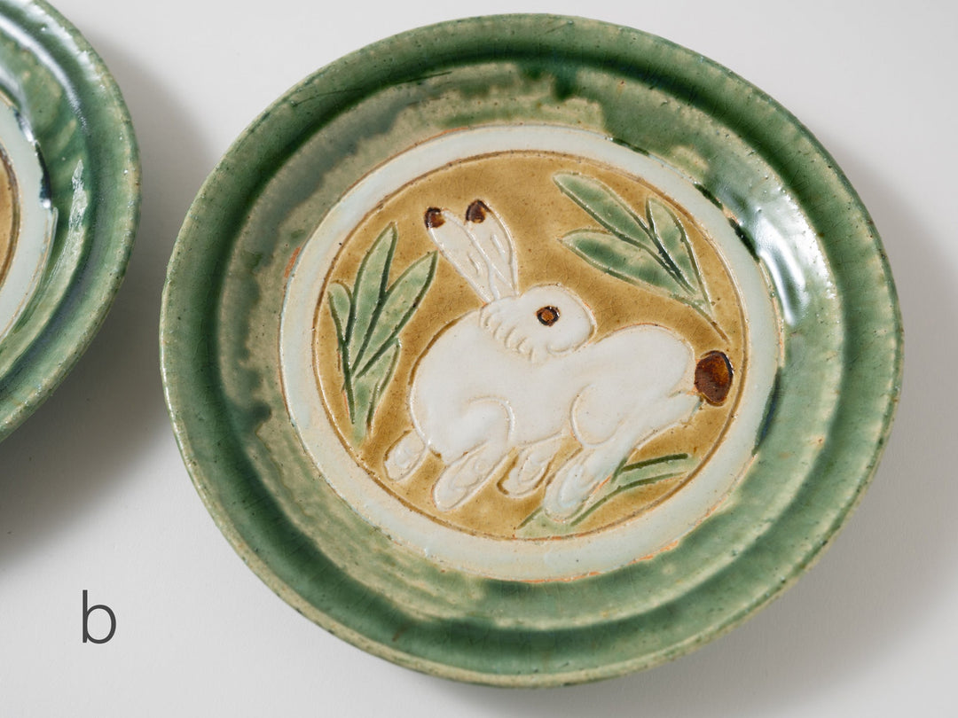 Three-Color Carved 6-Sun Plate Rabbit - Crafted By Kanae Nomura