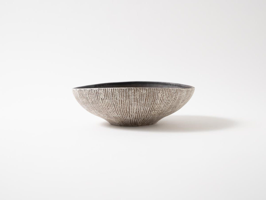 Medium Flexed Plate Black - Crafted By Haruki Kanai