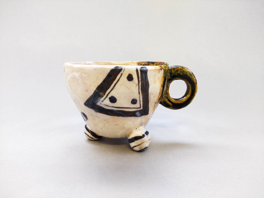 Oribe Three-Legged Mug Tabby cat - Crafted By Hiroshi Sato