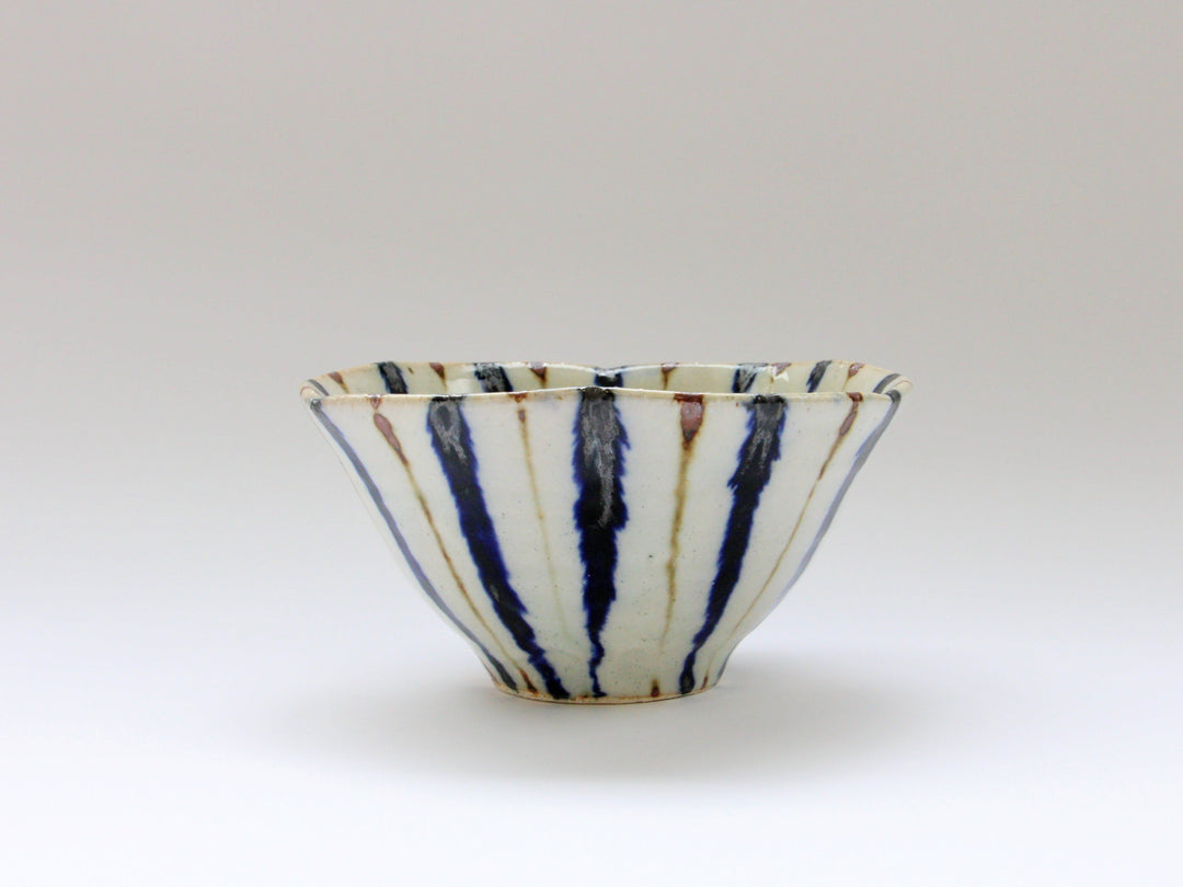 SabiAnnam Tokusa Round Flower Small Bowl - Crafted By Minami Kiln