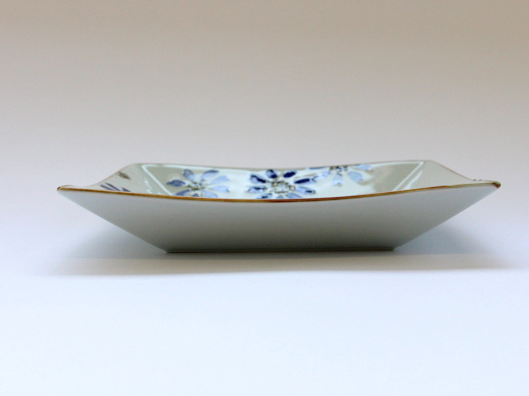 Slip Trailing Small Flower Chirashi 5.5-Sun Square Plate - Crafted By Tokushichi Kiln