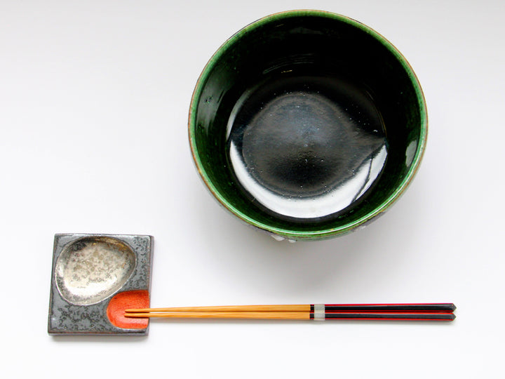 Oribe Black and White Dot Flat Bowl - Crafted By Kazuhito Yamamoto