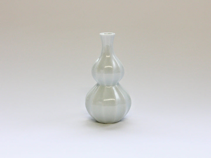 Bevelled Gourd Sake Bottle White - Crafted By Seitoen