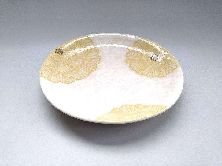 White Slip Peony 7.5-Sun Round Plate Yellow - Crafted By Yoshihei Kato