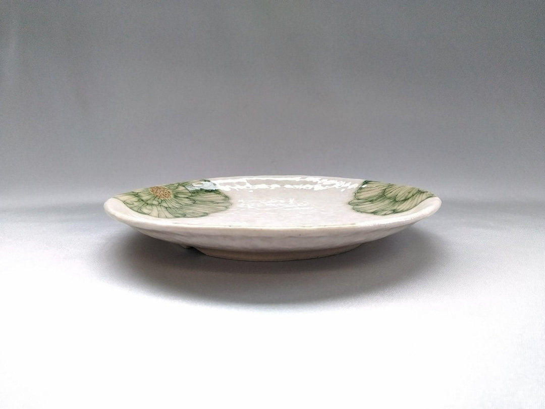 White Slip Peony 6.5-Sun Round Plate Green - Crafted By Yoshihei Kato