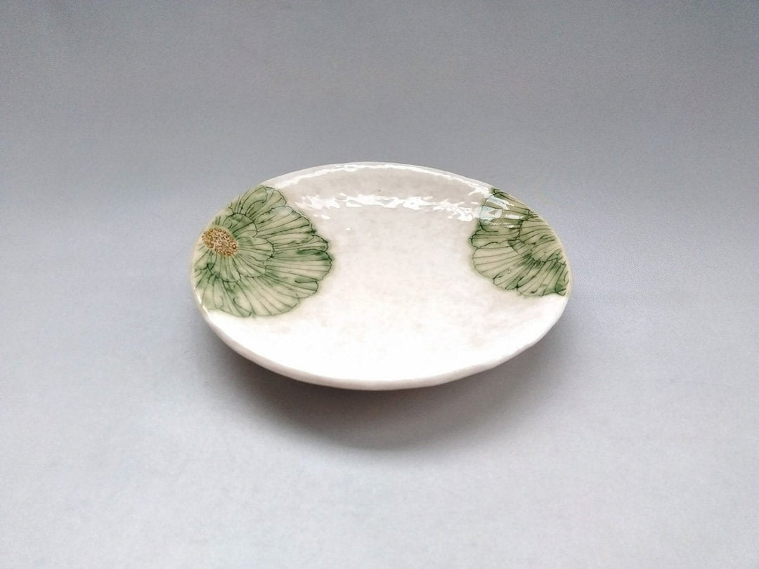 White Slip Peony 5.5-Sun Round Plate Green - Crafted By Yoshihei Kato