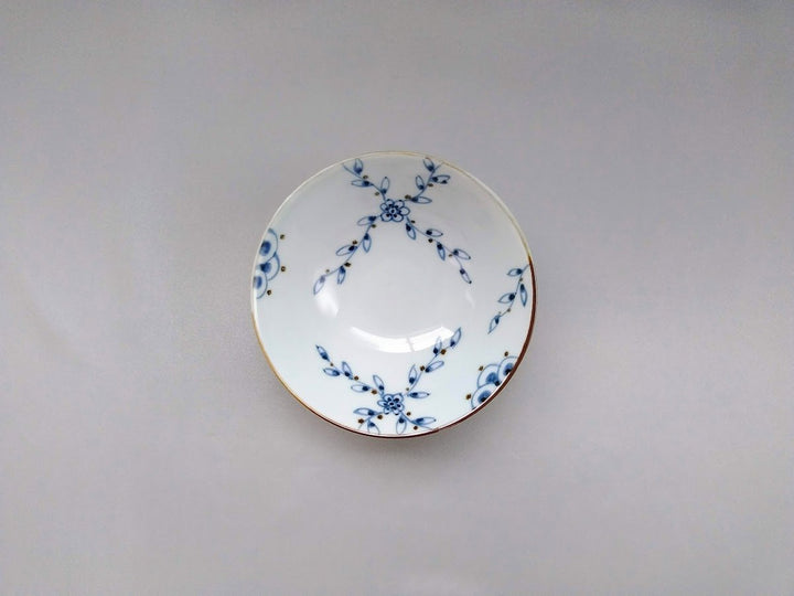 Vine Arabesque Flat Bowl - Crafted By Tokushichi Kiln