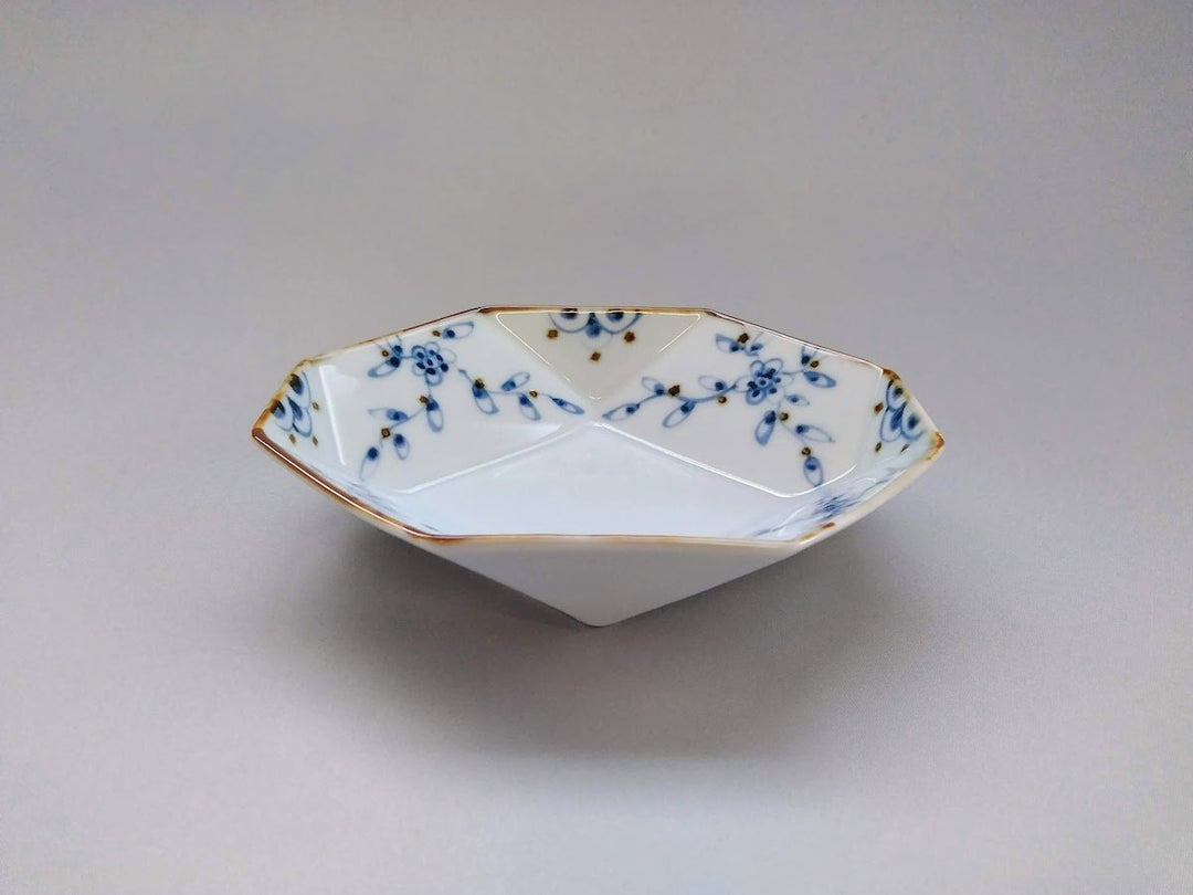 Vine Arabesque Diamond-Shaped Small Bowl - Crafted By Tokushichi Kiln