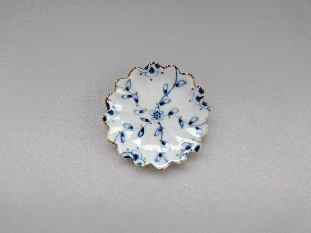 Vine Arabesque Flower-Shaped Small Plate - Crafted By Tokushichi Kiln