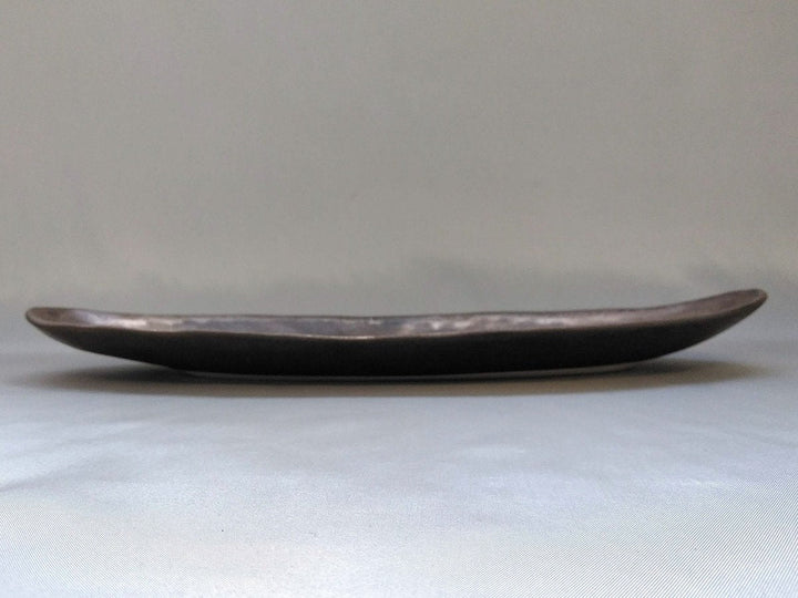 Gold Clay Glazed boat-Shaped Plate - Crafted By Kikaku Pottery