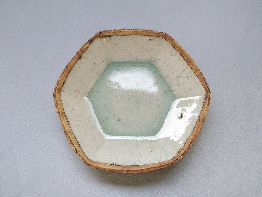 Ash Glazed wire Carved Hexagonal Plate - Crafted By Yoshitaka Kato