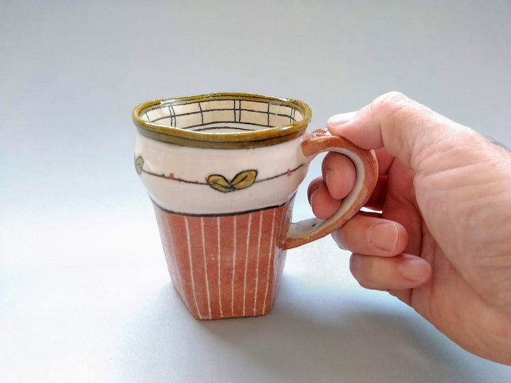 Mug Pentagonal Pink Slip Trailing Tokusa - Crafted By Jun Kato