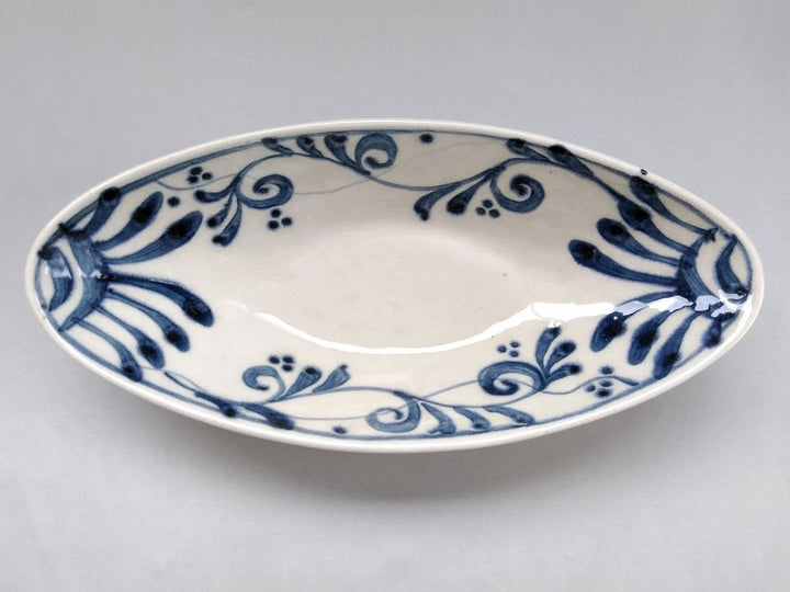 Annam Vine Arabesque boat dish - Crafted By Sozan Kiln