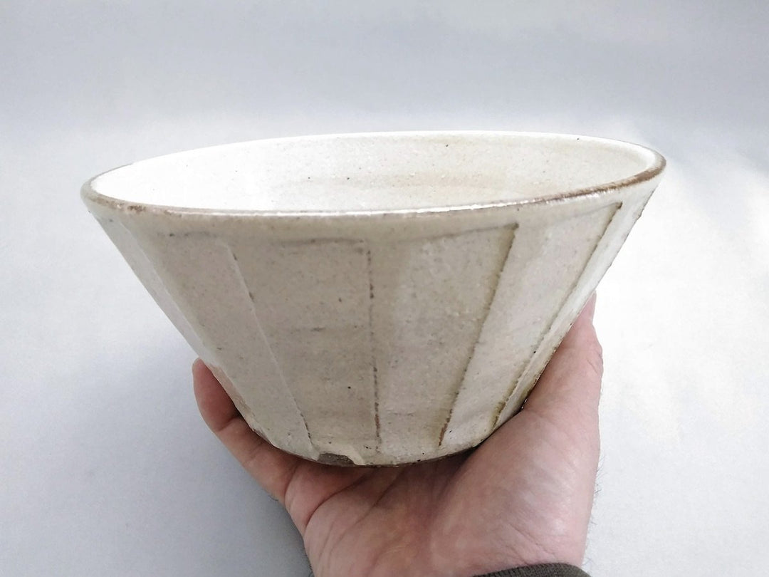 Deep Bowl of White Slip sogi - Crafted By Shinji Akane