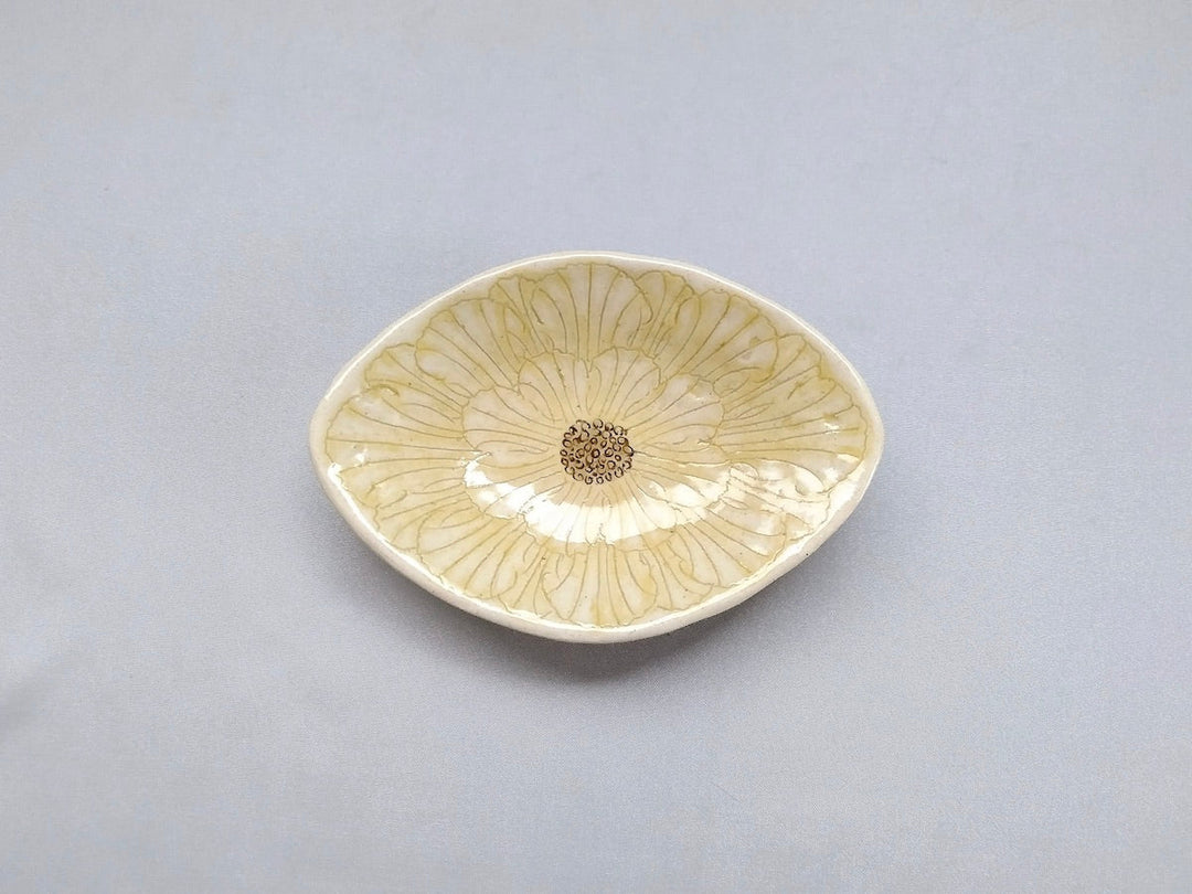 Peony Flower Diamond-Shaped Small Plate Yellow - Crafted By Yoshihei Kato