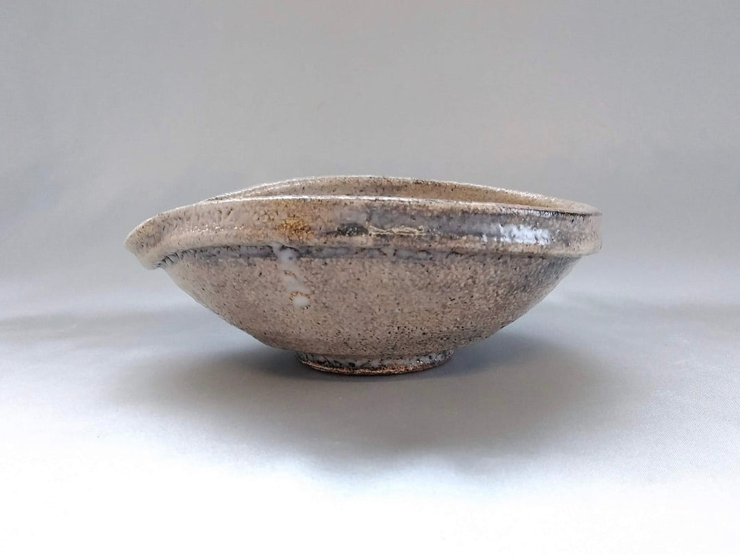 Kairagi Katakuchi Sake Pourer Bowl - Crafted By Masahiro Kumagai