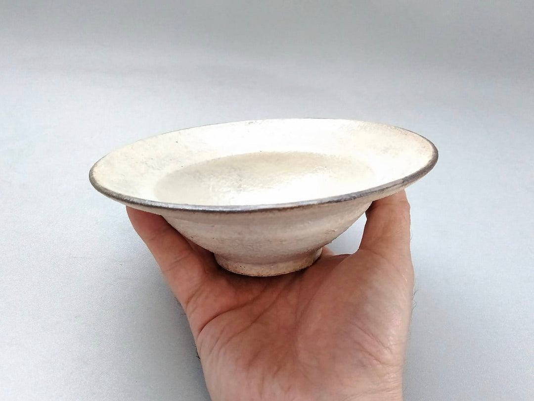 Rim Bowl White Slip S - Crafted By Yoichi Yajima