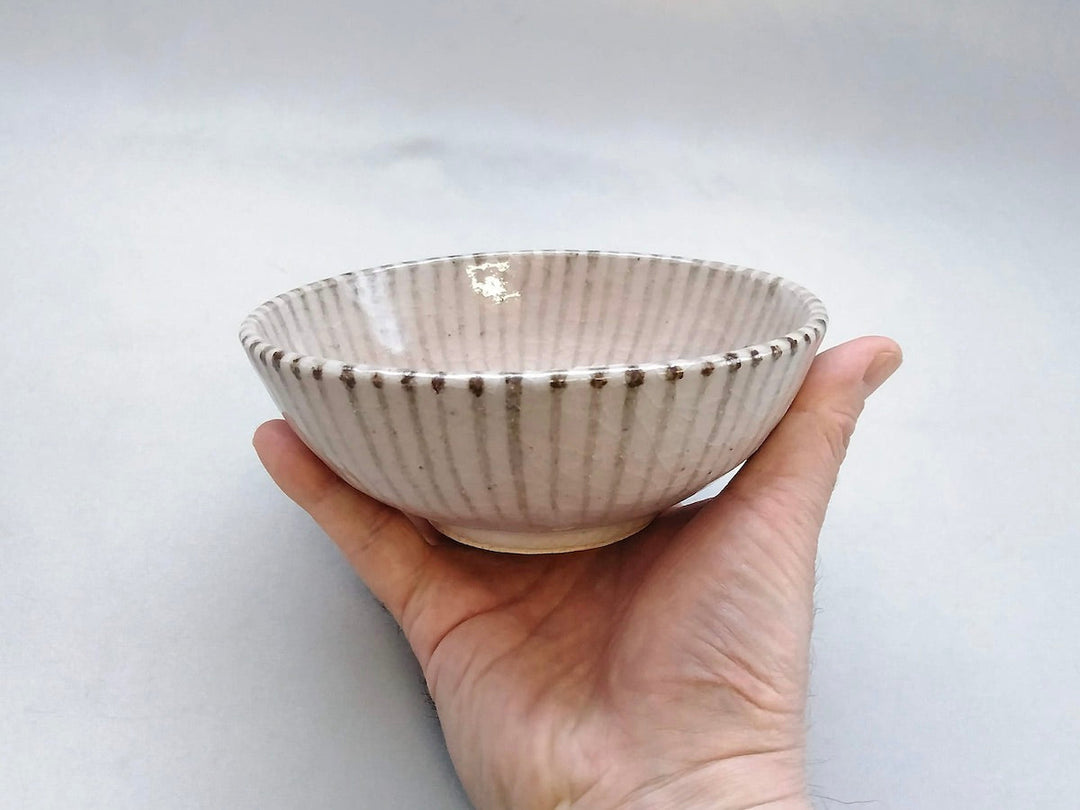 Shino Tokusa Pot - Crafted By Shigehisa Miura