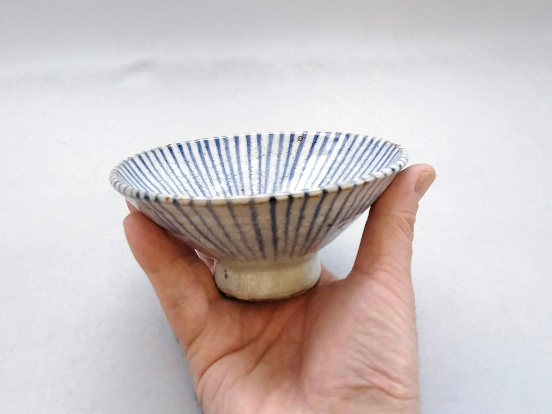 White Slip Tokusa Flat Rice Bowl Small Blue - Crafted By Shigehisa Miura