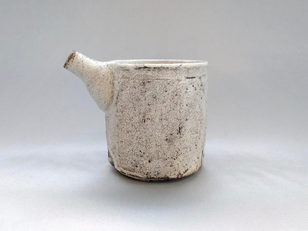 White Slip pourer - Crafted By Mikiyo Nakagawa