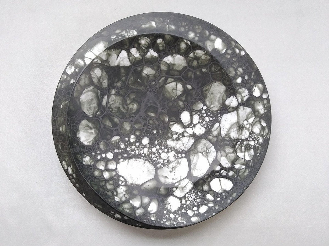 Shell 21cm Round Plate Black foam - Crafted By Yamahira Kiln