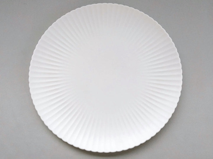 Chrysanthemum-Edged Plate 27cm - Crafted By Yamahira Kiln