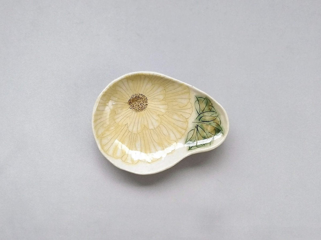 Mai Peony Pattern magadama Three-Legged Small Plate Yellow - Crafted By Yoshihei Kato