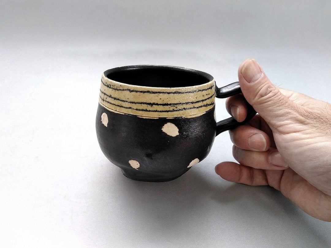 Black Glazed line engraved dot Round Mug - Crafted By Kazuhito Yamamoto